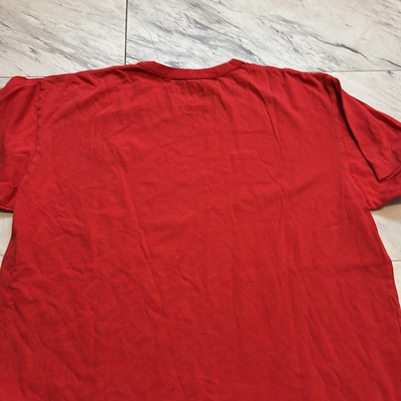 CDG t shirt in red size men’s large - Picture 4 of 4